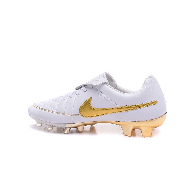 nike tiempo legend calcetto