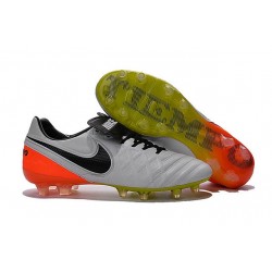 Nike 2016 Scarpette Calcetto Tiempo Legend 6 FG Pelle di Canguro ACC Bianco Nero Arancio