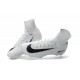 Nike Scarpa da Calcio Mercurial Superfly V FG ACC Uomo Bianco Nero