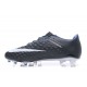 Scarpa da Calcio per Terreni Duri Nike Hypervenom Phantom III FG Nero Bianco