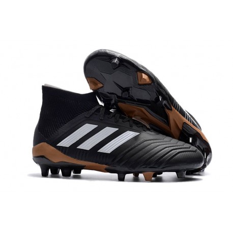 Scarpe da Calcio adidas Predator 18.1 FG Uomo - Nero Bianco Oro